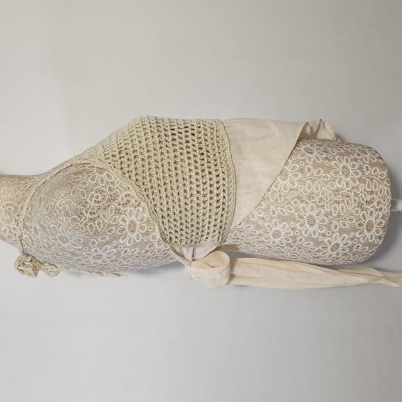 Halter Top Women's Size XL Cream Crochet Lace Open Weave Tie Back Lightweight - Picture 6 of 13